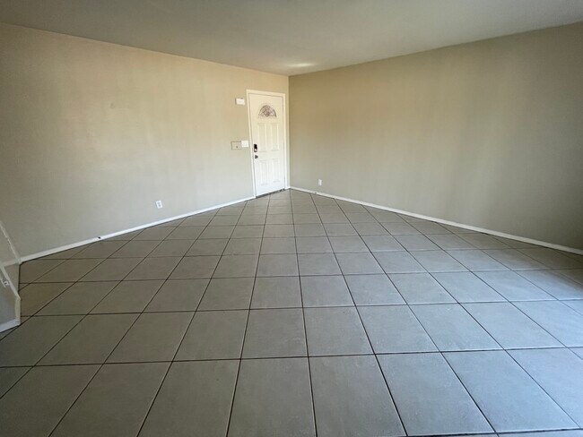Foto del edificio - 3514 W Maryland Ave