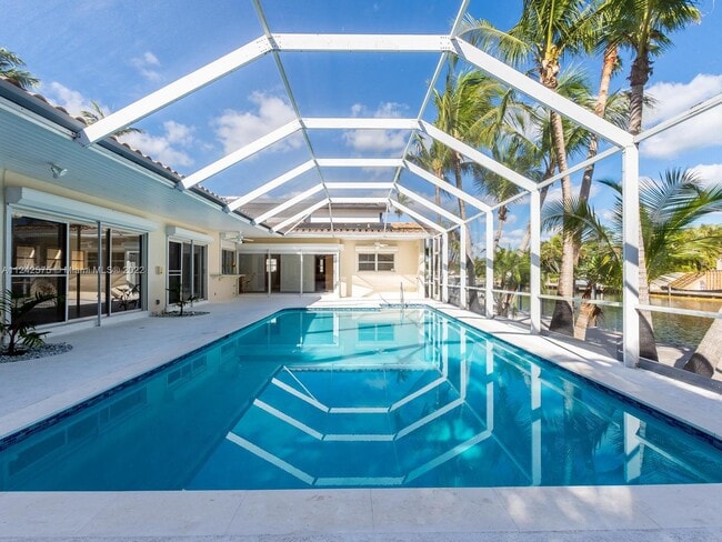 Building Photo - 13001 Deva St