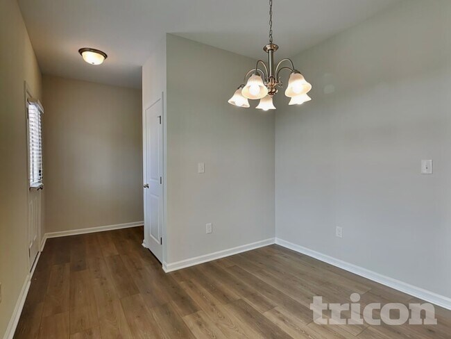 Foto del edificio - 77 Sawyer Ml Dr