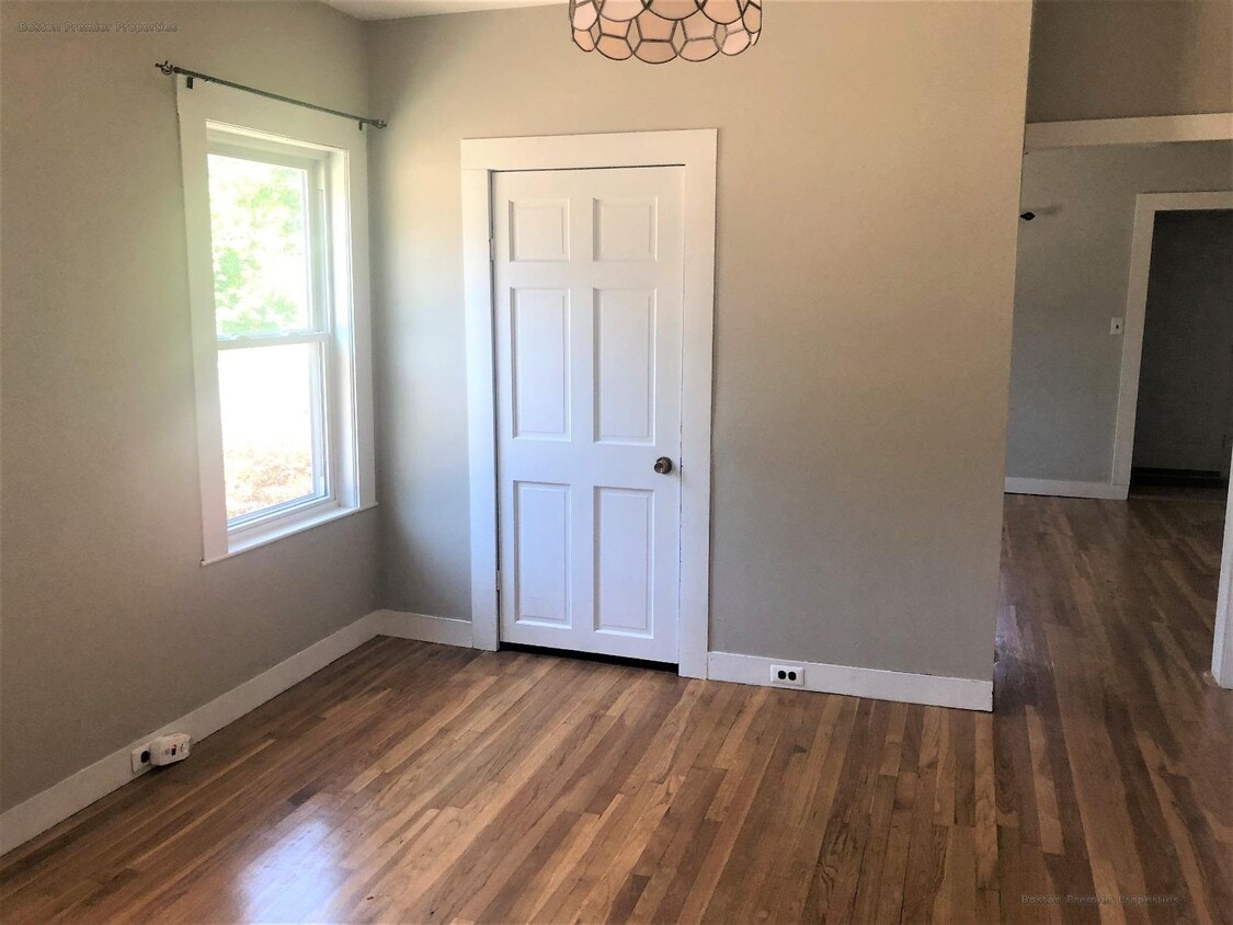 252 West St, Quincy, MA 02169 Apartments in Quincy, MA