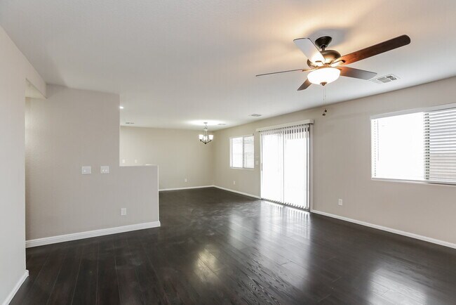 Building Photo - 4072 E Mica Rd