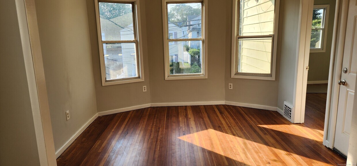Foto principal - 539 Garfield Ave
