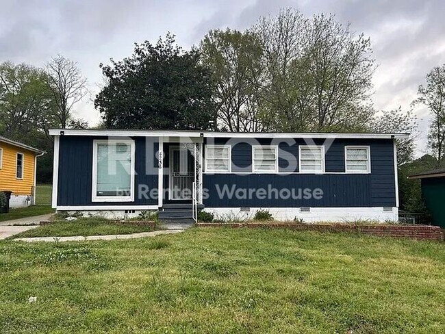 Foto del edificio - three-bedroom, two-bathroom Section 8 accepted home in the Inglenook-Tarrant
