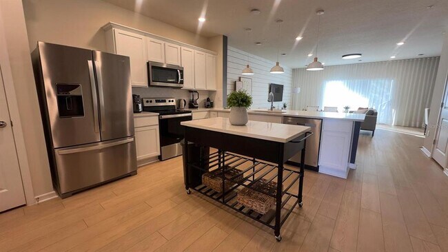 Foto del edificio - 2774 Bright Bird Ln