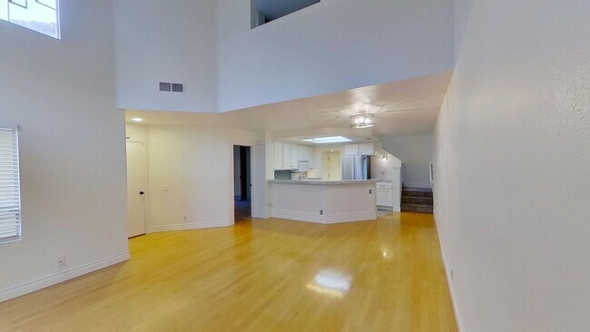 Foto del edificio - **MOVE-IN SPECIAL!!* 2 Bed Condominium in ...