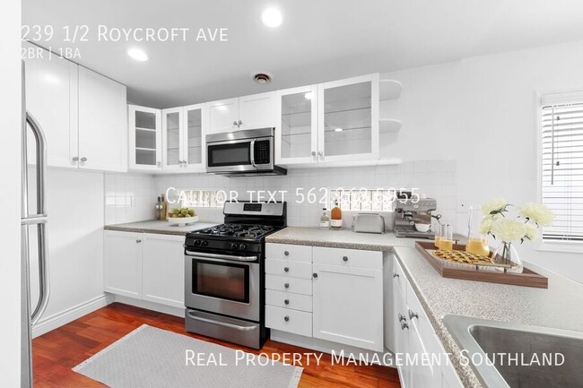 Foto del edificio - 239 Roycroft Ave