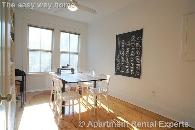 Foto del edificio - 28 Healey St