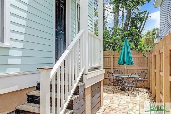 Foto del edificio - 4 BED | 2.5 BATH | PRIVATE OFF-STREET PARKING | OUTDOOR PATIO | WALK TO GARVIN HALL