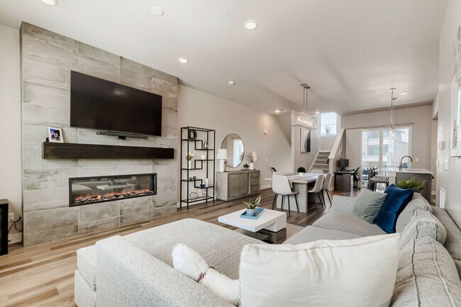 Foto del edificio - 9860 E 62nd Ave