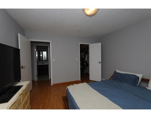Building Photo - 200 Fellsview Terrace