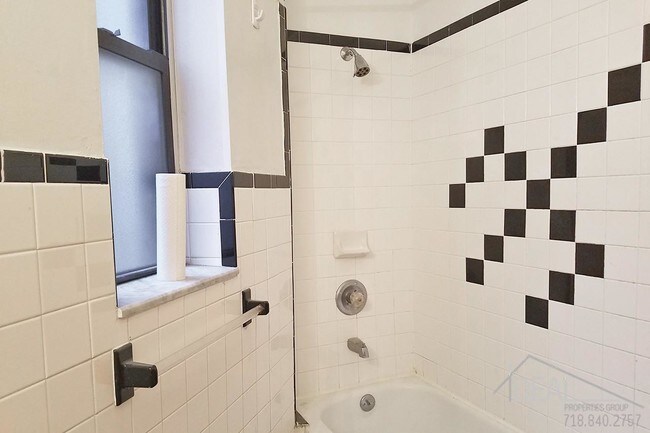Building Photo - 1 bedroom in Brooklyn NY 11215