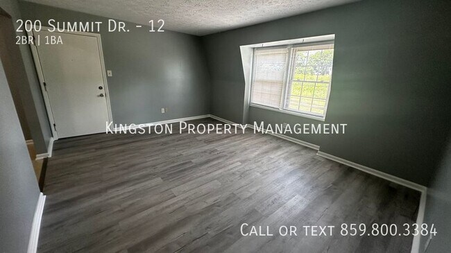 Building Photo - Charming 2-bedroom Apartment Available MOV...