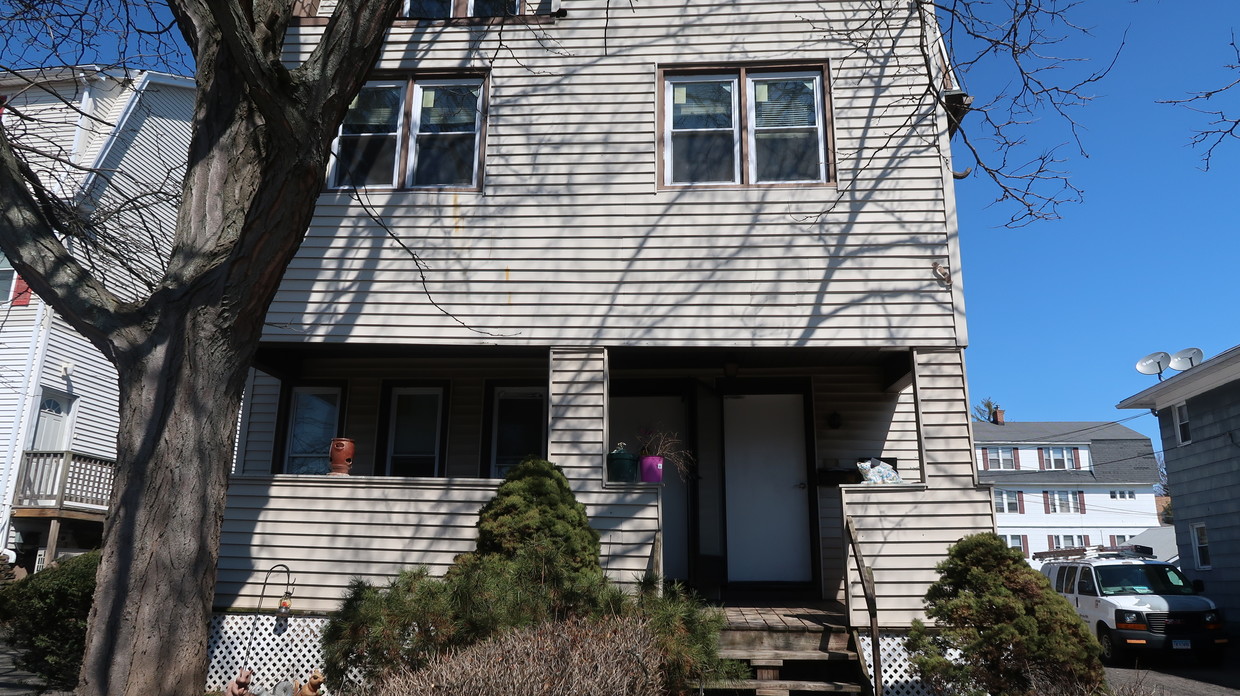 Primary Photo - 94 Park St