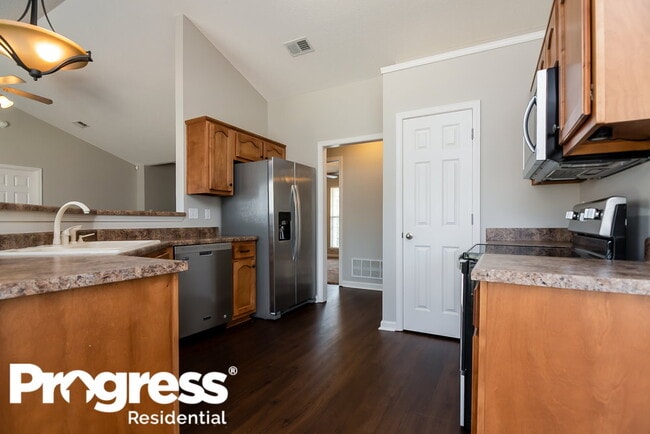 Foto del edificio - 1824 Roy Dr