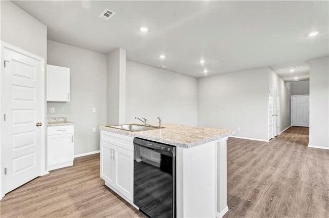 Foto del edificio - 6814 Memphis