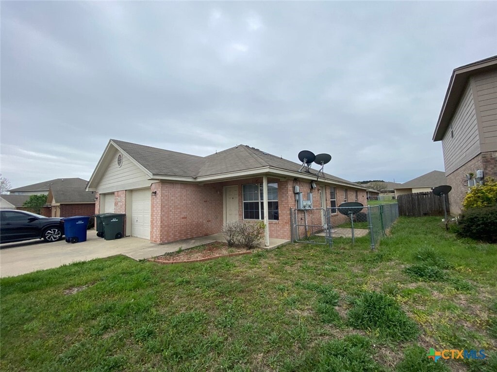 Foto principal - 3107 Yaupon Rd