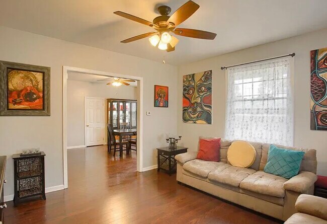 Foto del edificio - 2615 Penbrook Ave