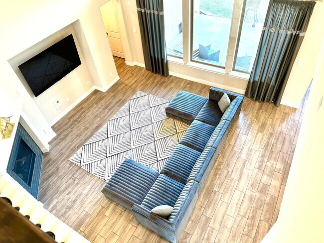 Foto del edificio - 307 Waters Edge Dr