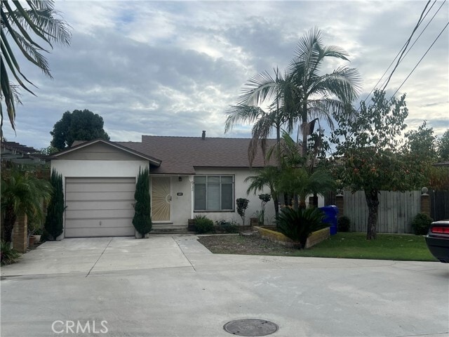 Foto del edificio - 8732 Duarte Rd