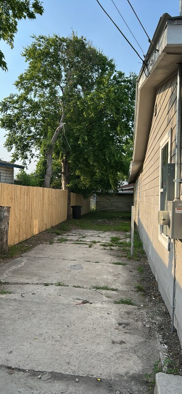 Building Photo - 811 Brunswick Blvd