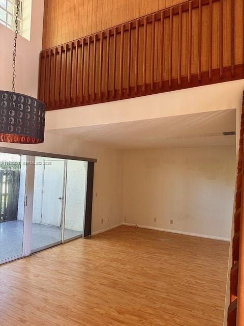 Building Photo - 1401 Cottonwood Cir