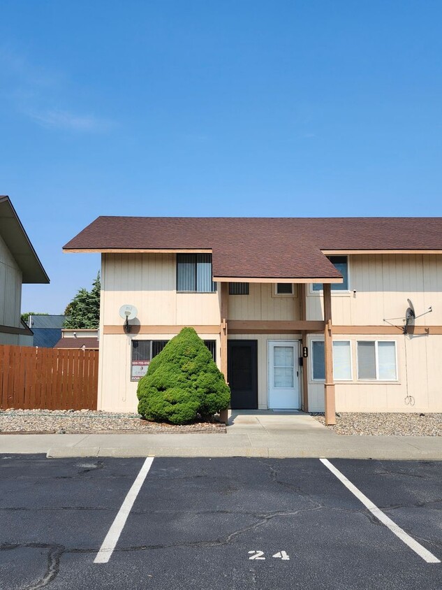 Primary Photo - N. Richland Townhome Close to PNNL & Hanford!