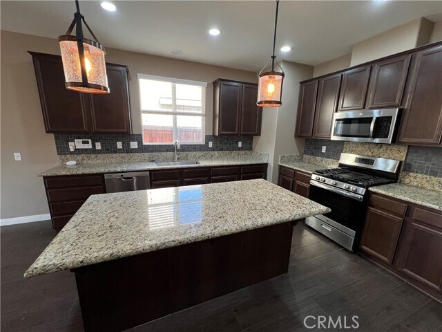 Building Photo - 27111 Red Rock Ct