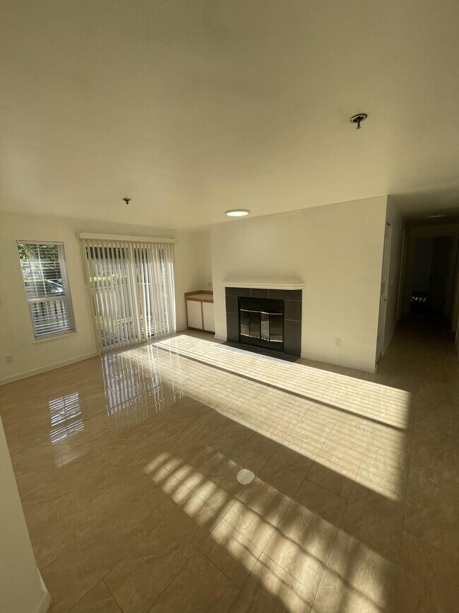 Foto del edificio - 215 100th St SW