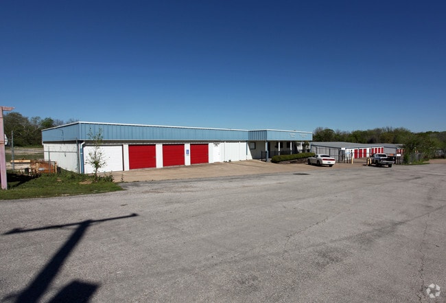 Building Photo - 602 Cantrell St