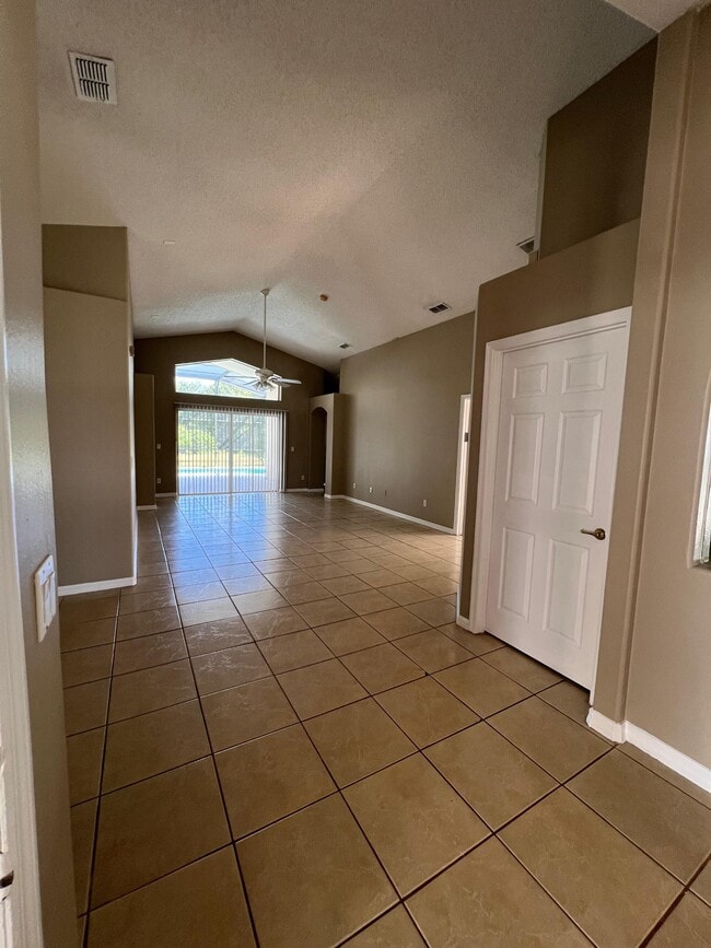 Photo - 4714 Prairie Point Blvd House