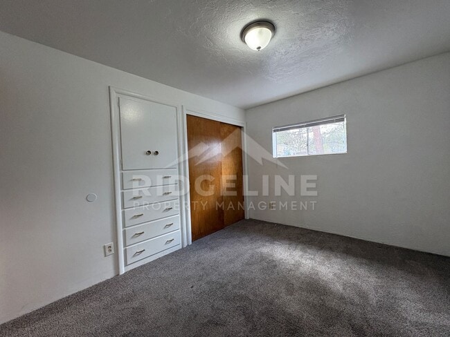 Building Photo - 225/227 8th Street