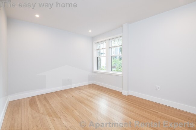Photo - 17 A Forest St Apartment