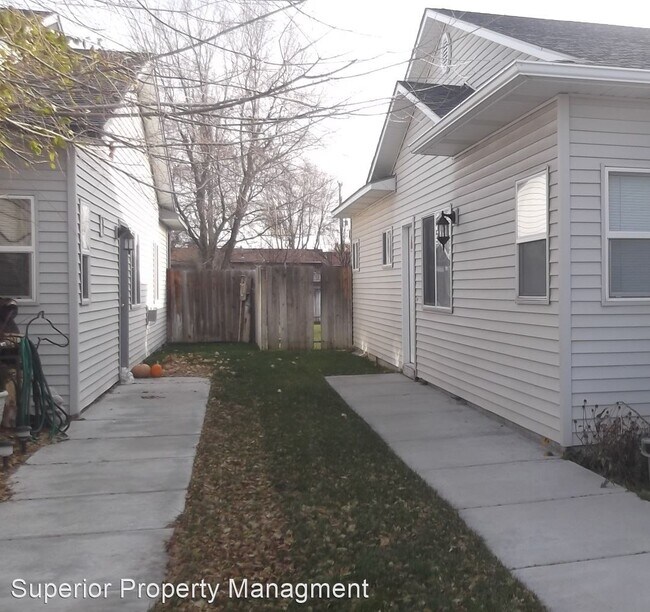 Building Photo - 2 br, 2 bath House - 924 Diamond Street
