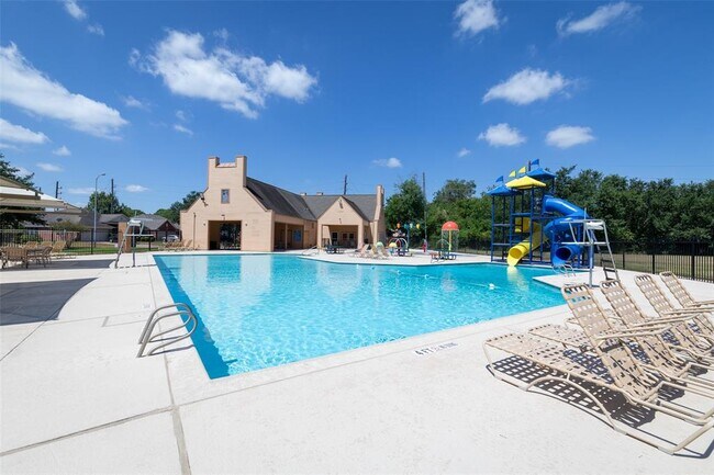 Building Photo - 2127 Winter Dale Ct