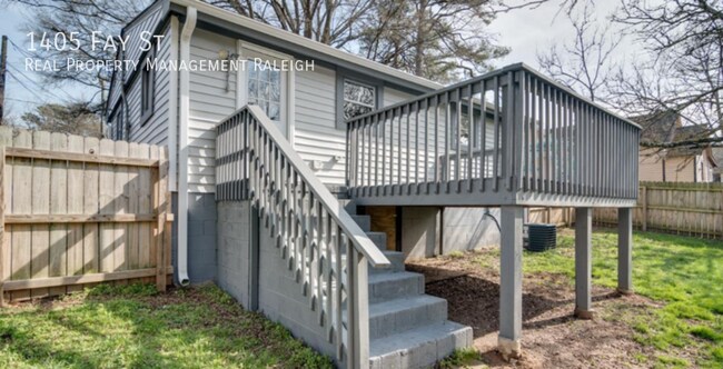 Foto del edificio - 1405 Fay St