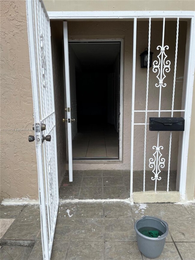 Foto del edificio - 5497 NW 171 Terrace