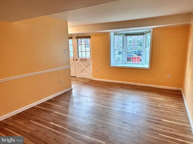 Foto del edificio - 4311 Cedarlake Ct