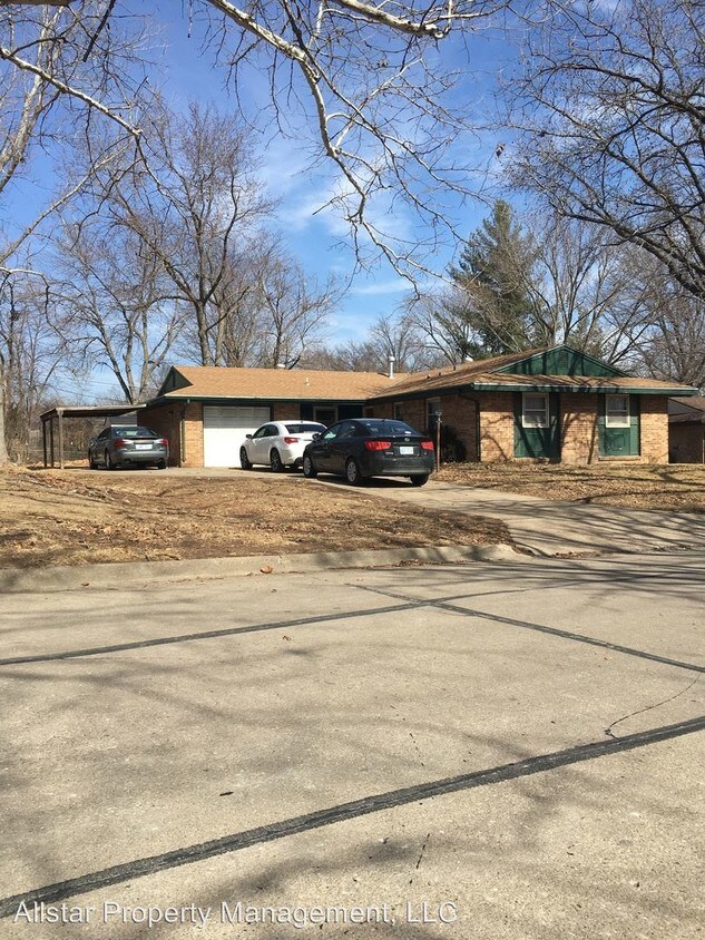 Building Photo - 3 br, 2 bath House - 1817 Vaughn Drive