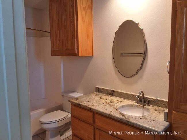 Foto del edificio - 4713 Timber Ln