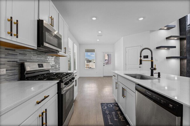 Foto del edificio - 17911 Prairie Falcon Wy