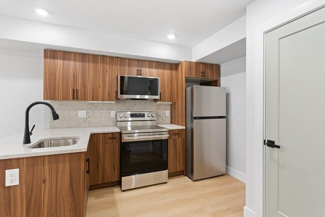 Photo - 118 E Huntingdon St Apartment