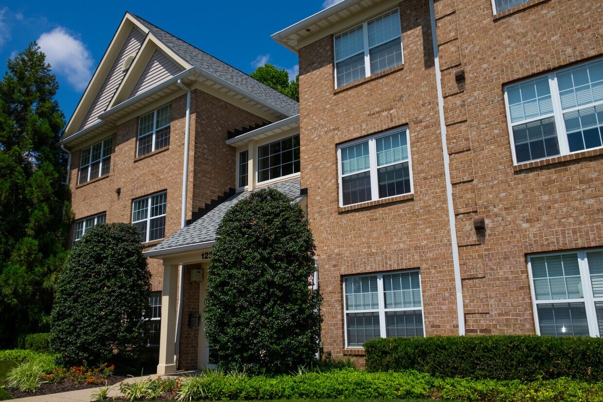 12202 Burncourt Rd Unit 301, Timonium, MD 21093 Condo for Rent in