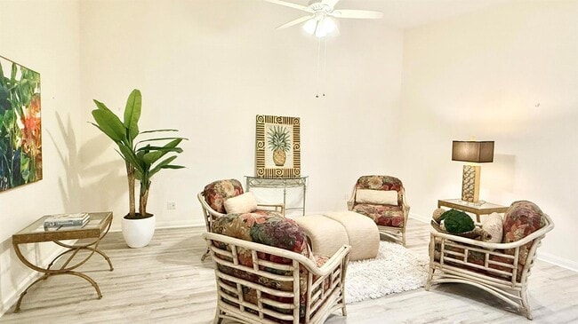 Photo - 2861 Livingston Ln House