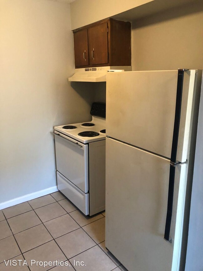 Building Photo - 4910 Saddlebrook Ln