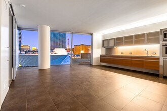 Building Photo - 3726 S Las Vegas Blvd