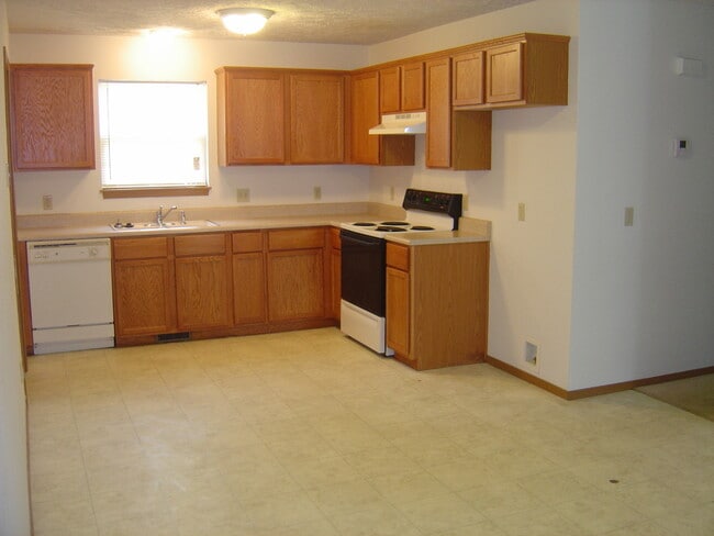 Building Photo - 2151 N Ave B
