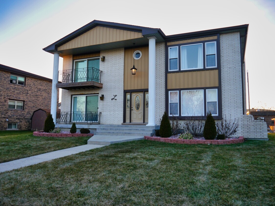 Primary Photo - 9739 S 89th Ave