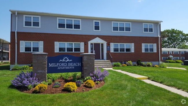 Milford Beach Apartments