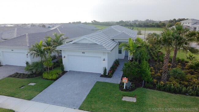 Building Photo - 5066 Lido Key Ln