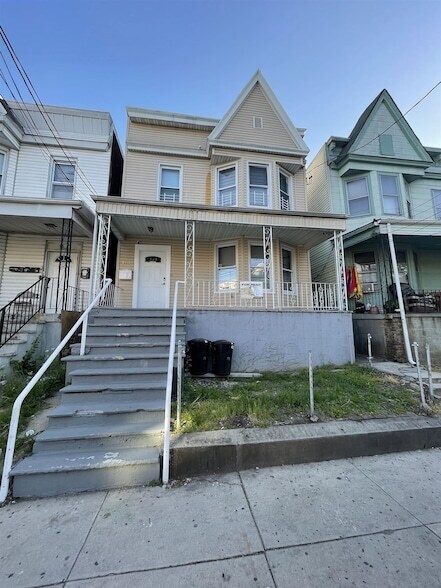 Foto principal - 113 Virginia Ave